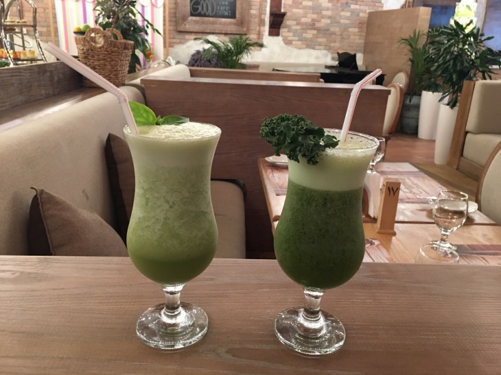 Kale and basil drink