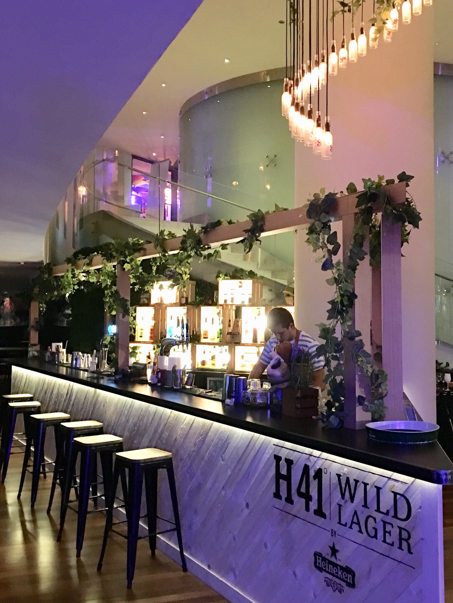 Dining in Media One Hotel 