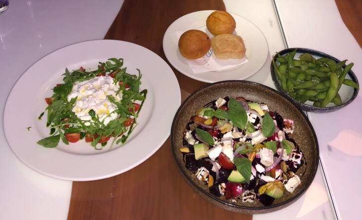 Summer beetroot salad 