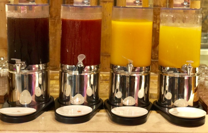 Iftar at Dallah Lounge Emirates Golf Club 