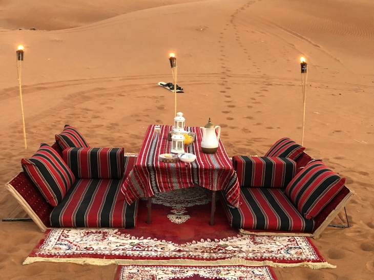 Desert dinner experience in Dubai 